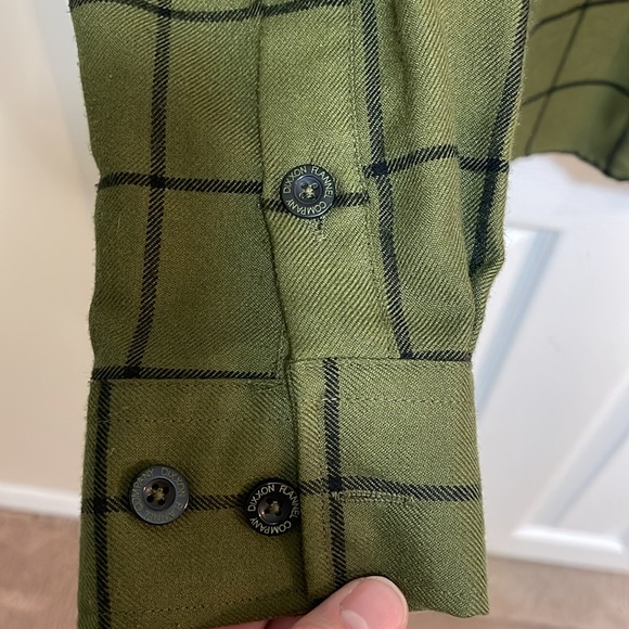 Women’s Dixxon Bodie Flannel. - Picture 5 of 5